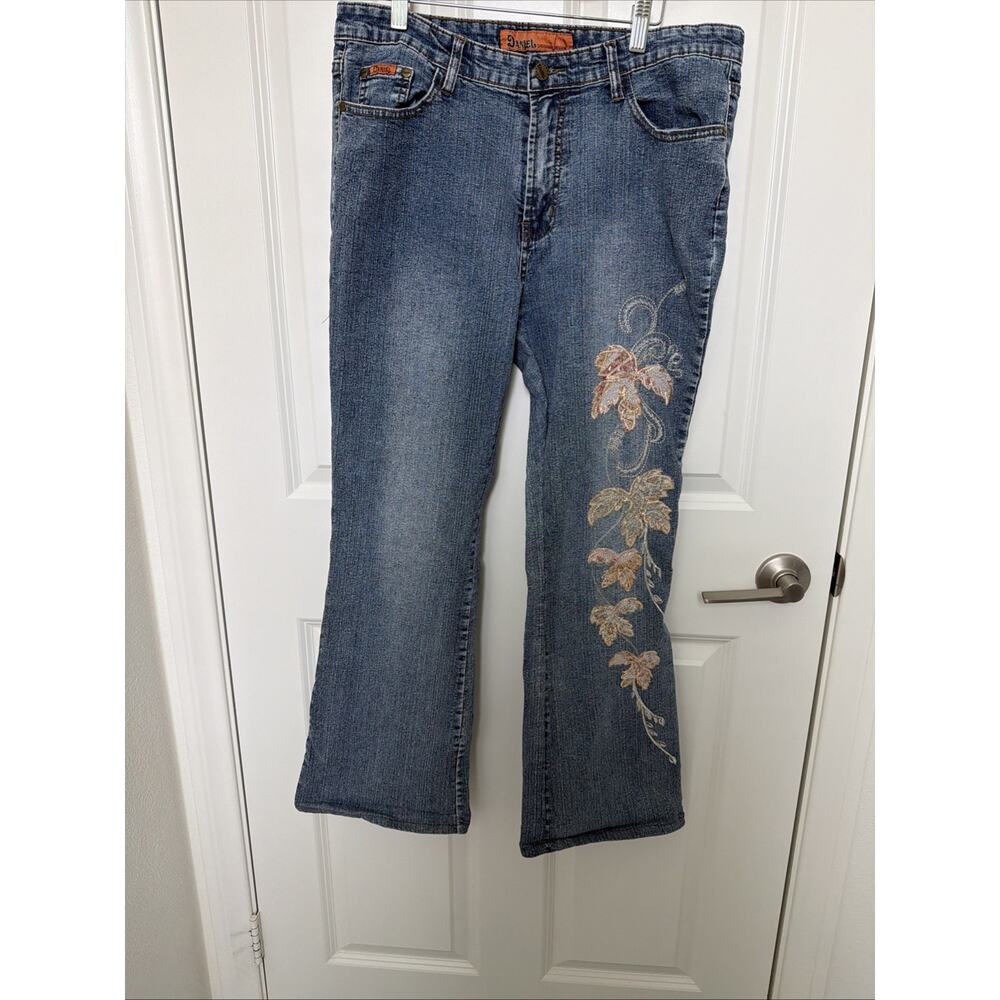Daniel Original Design USA Women’s 11-12 Embellished Flared Blue Jeans Floral